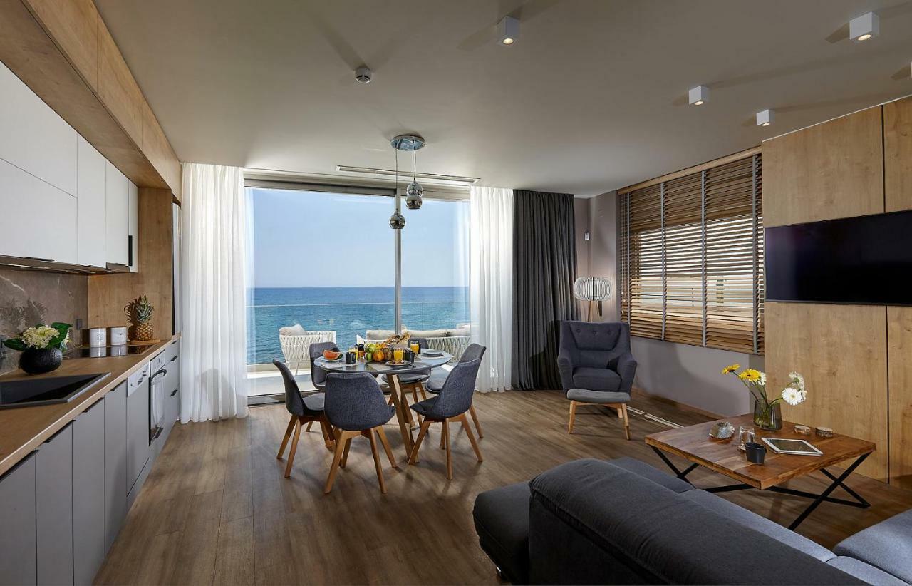 Seafront Apartments By Myseasight Hersónissos Extérieur photo